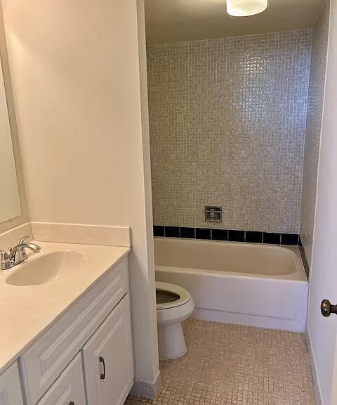 5600 N Flagler Dr #1110 — Photo 21