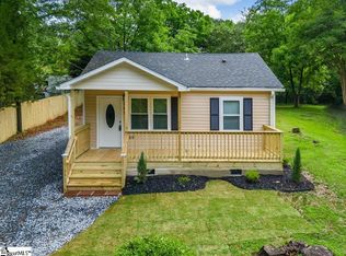 140 Avalon Ct, Spartanburg, SC 29301
