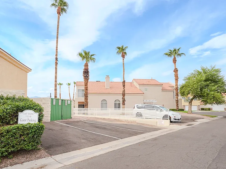 1825 E Shore Villas Dr #DRIVE44 — Photo 42