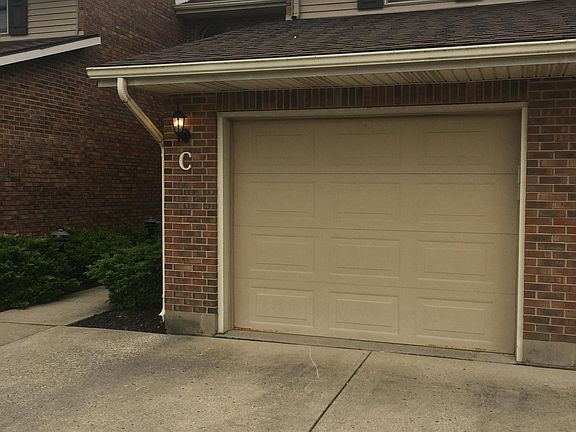 4th image of 615 Mumford Dr #C