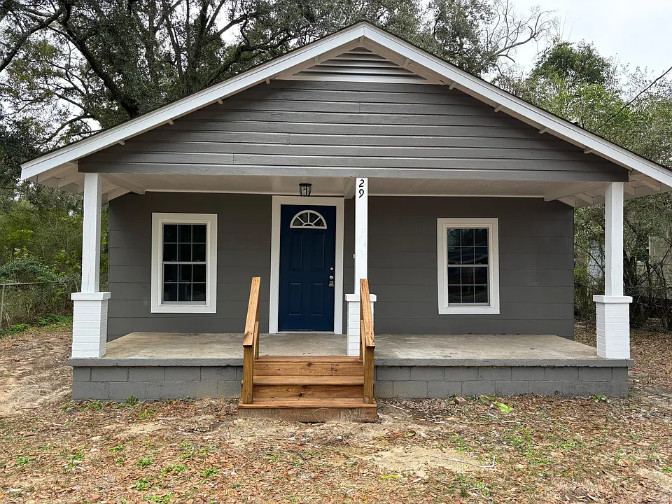 29 Beckman Ave