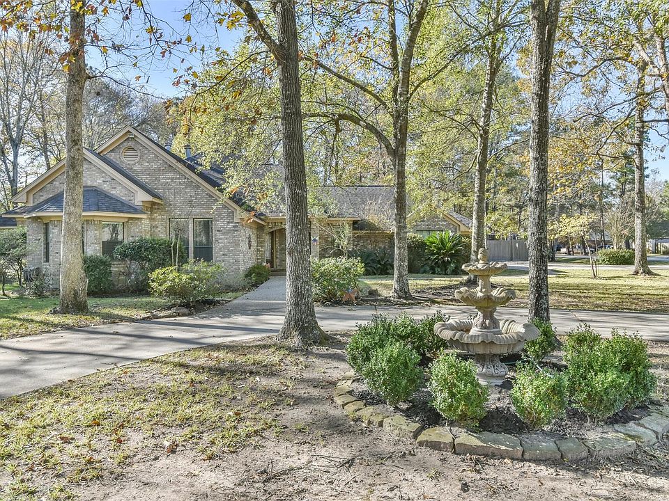 1st image of 519 Monarch Oak Dr