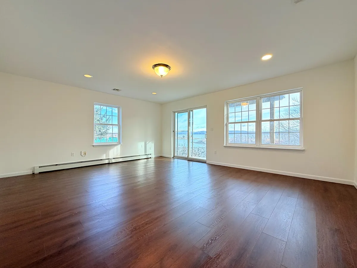 Building Photo - 34-36 Rockland St