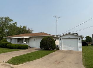 318 Durant St, Oglesby, IL 61348