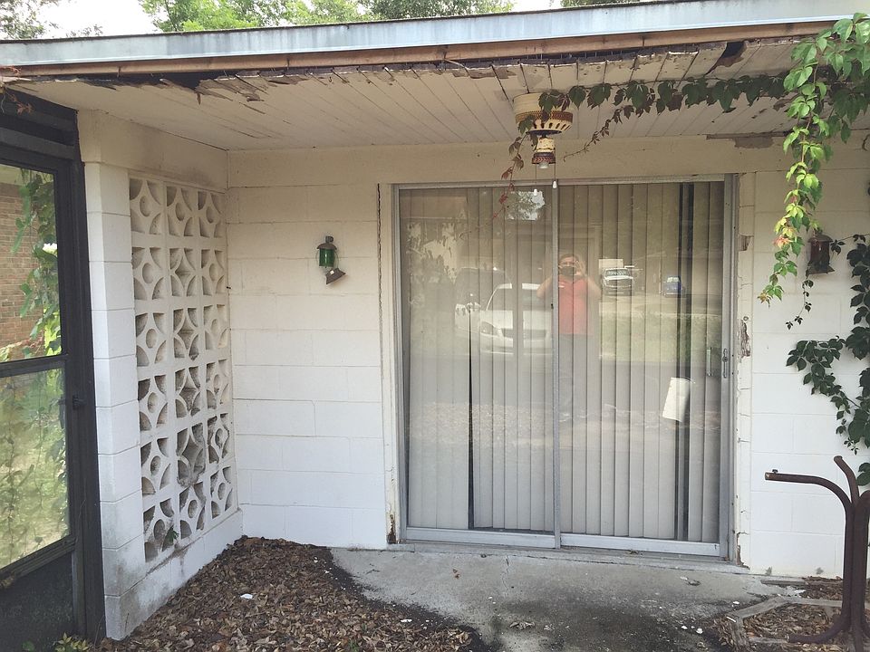 2nd image of 621 Wayne Ave