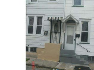 19 Ingleton St, Trenton, NJ 08611