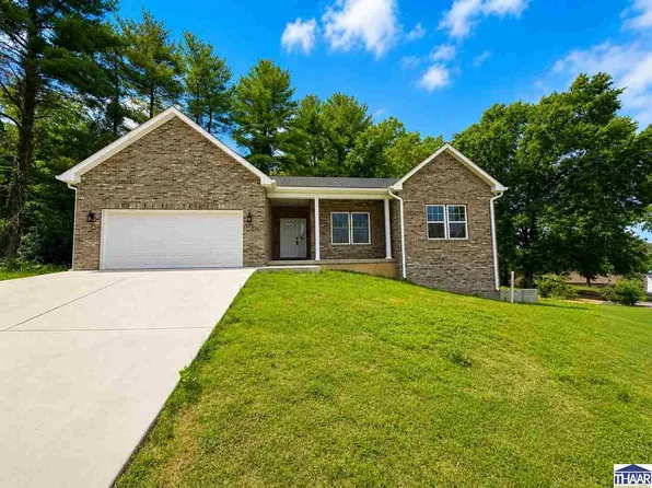 2581 Bradley Ct, Terre Haute, IN 47803