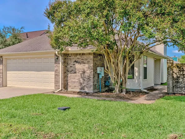 4601 Aspen Ln, Port Arthur, TX 77642