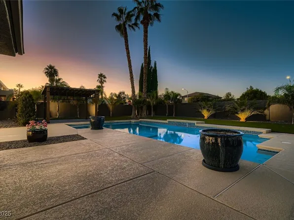 8284 Center Stage Ave, Las Vegas, NV 89129