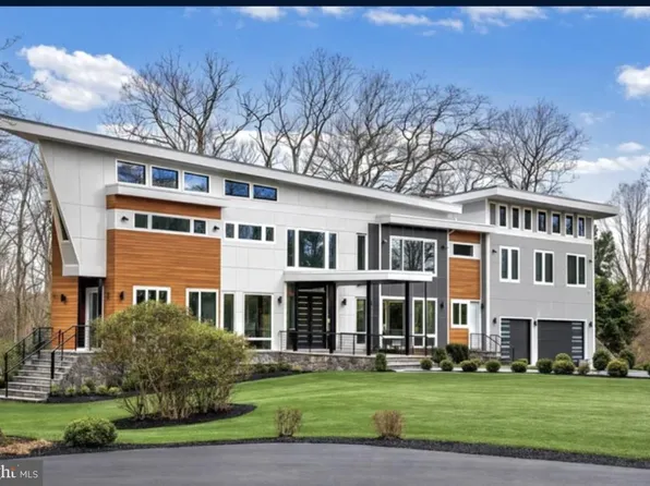 2368 Hunter Mill Rd, Vienna, VA 22181