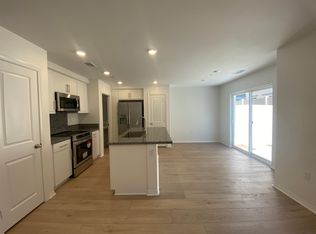 19120 Ash Grove St, Riverside, CA 92507