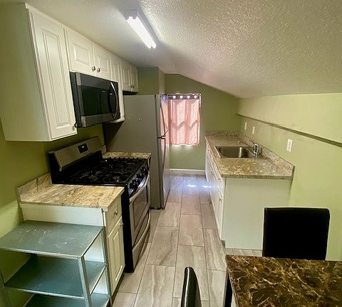 2nd image of 142 Francisco Dr