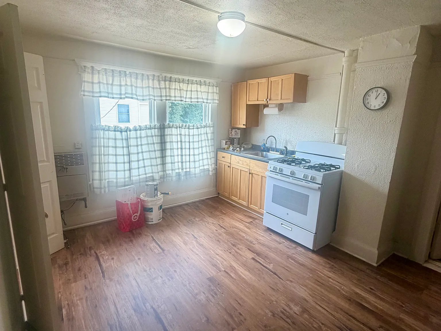 1 bed, $1,650 — Photo 1