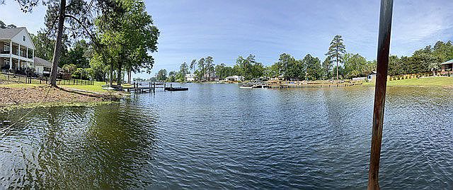 Floating dock