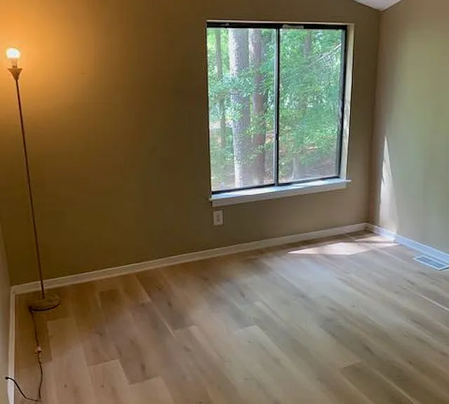 3105 Fairington Dr — Photo 12