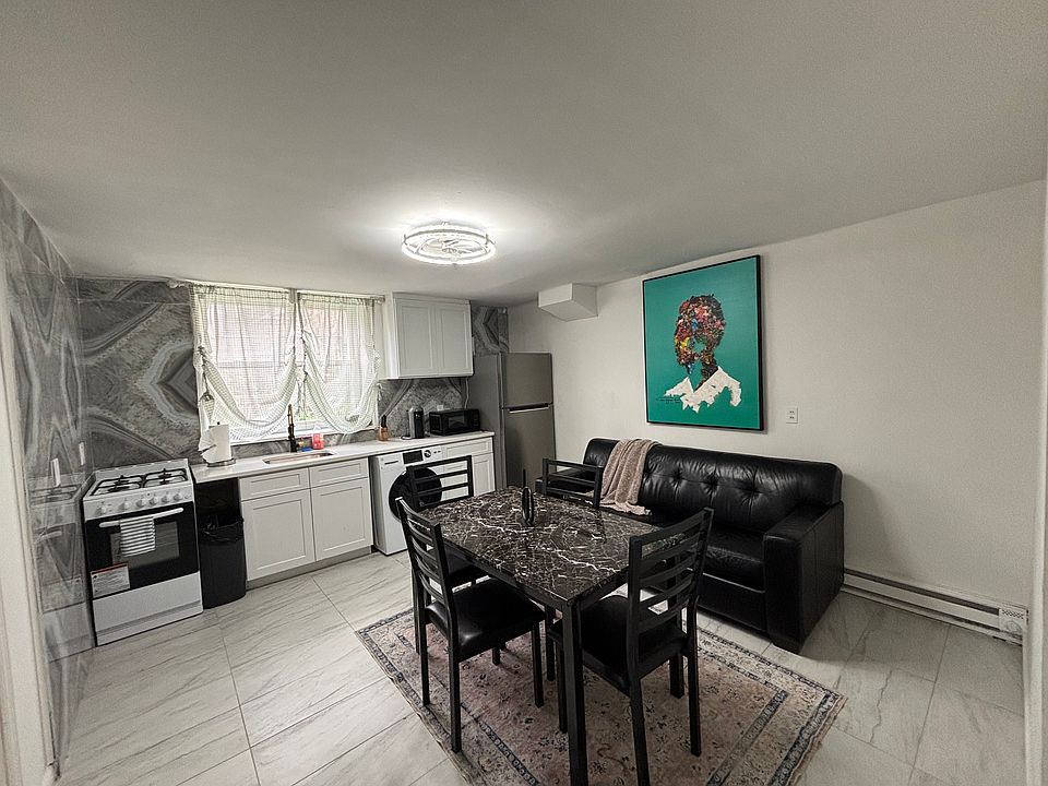 Kitchen and dining rooms
