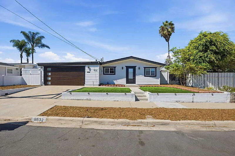 9532 Fairbanks Ave