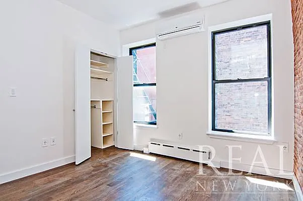 Rented by REAL New York | media 22