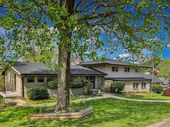 305 Myers Ter, Carthage, TN 37030