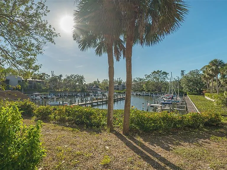 1633 Boathouse Cir #HA132 — Photo 32