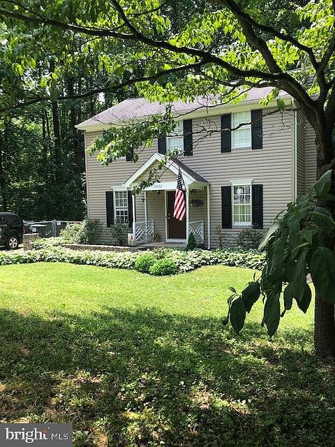 1st image of 10002 Knotty Pine Ct