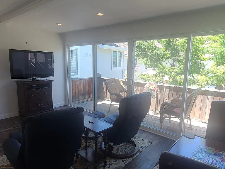 3851 Vineyard Ave — Photo 20