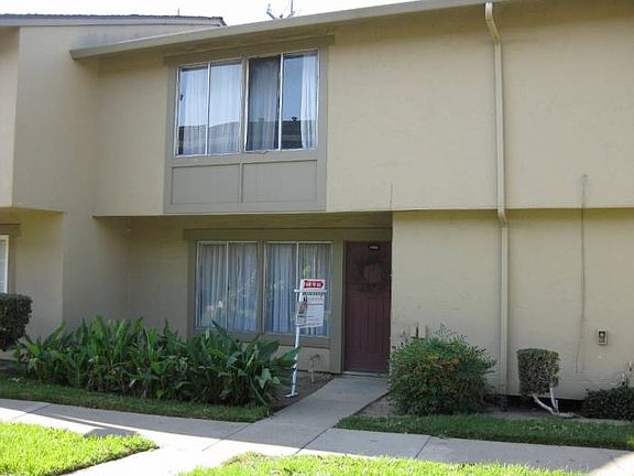 2-story and spacious