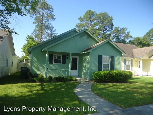 1st image of 131 Blue Pool Dr