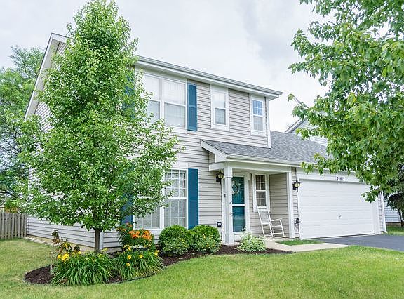 2nd image of 21012 W Ardmore Cir