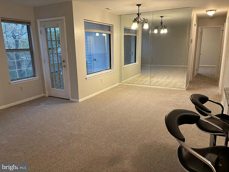 1807 Diamond Dr — Photo 10