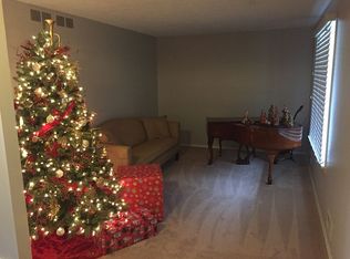 70 Hallock Rd, Rochester, NY 14624