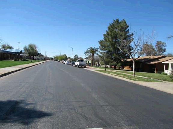 Exterior Neighborhood (street photo)