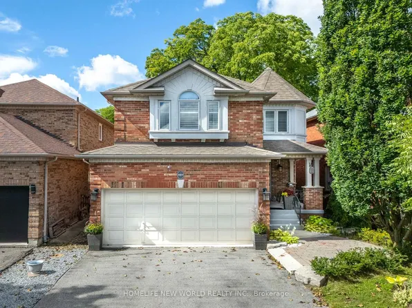 397 Hewitt Cir, Newmarket, ON L3X 2L8