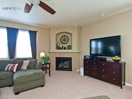 2nd image of 585 Edenbridge Dr