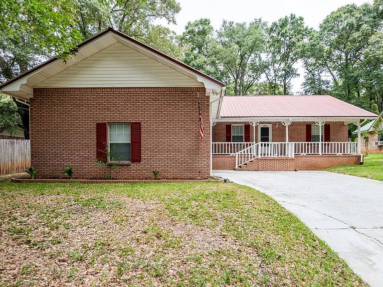 2823 Lake Silver Rd — Photo 2