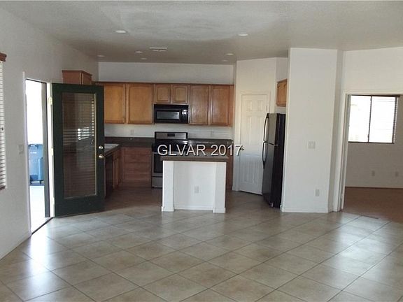 5th image of 1804 Slow Breeze Ave #0