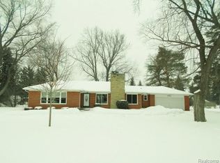 29991 Southbrook St, Farmington Hills, MI 48334