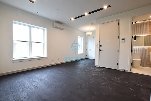 Rented by null | media 57