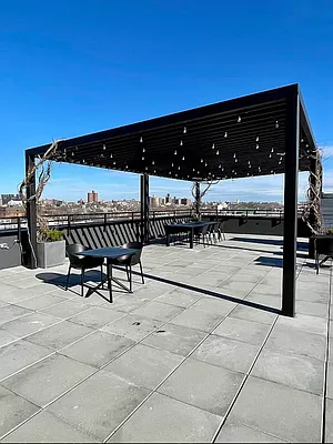 Rented by eRealty Advisors Inc | media 12