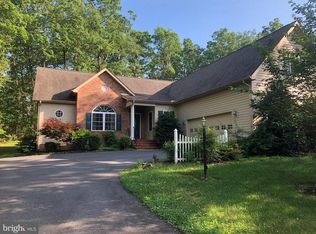 1012 Confederate Dr, Locust Grove, VA 22508
