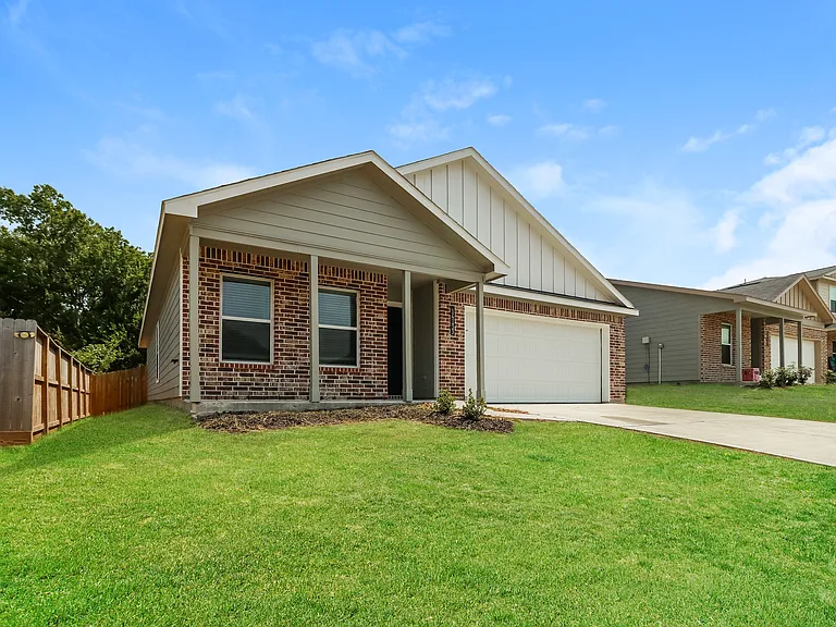 14183 Green Wing Cir — Photo 2