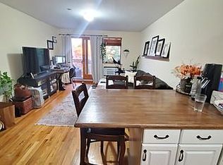 30-60 36th St #3F, Astoria, NY 11103