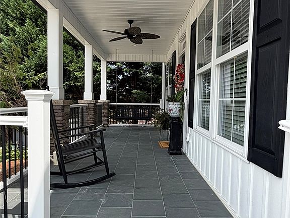 5th image of 104 Cottage Way