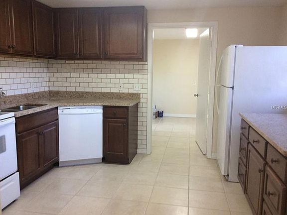 2nd image of 4015 Vasco St