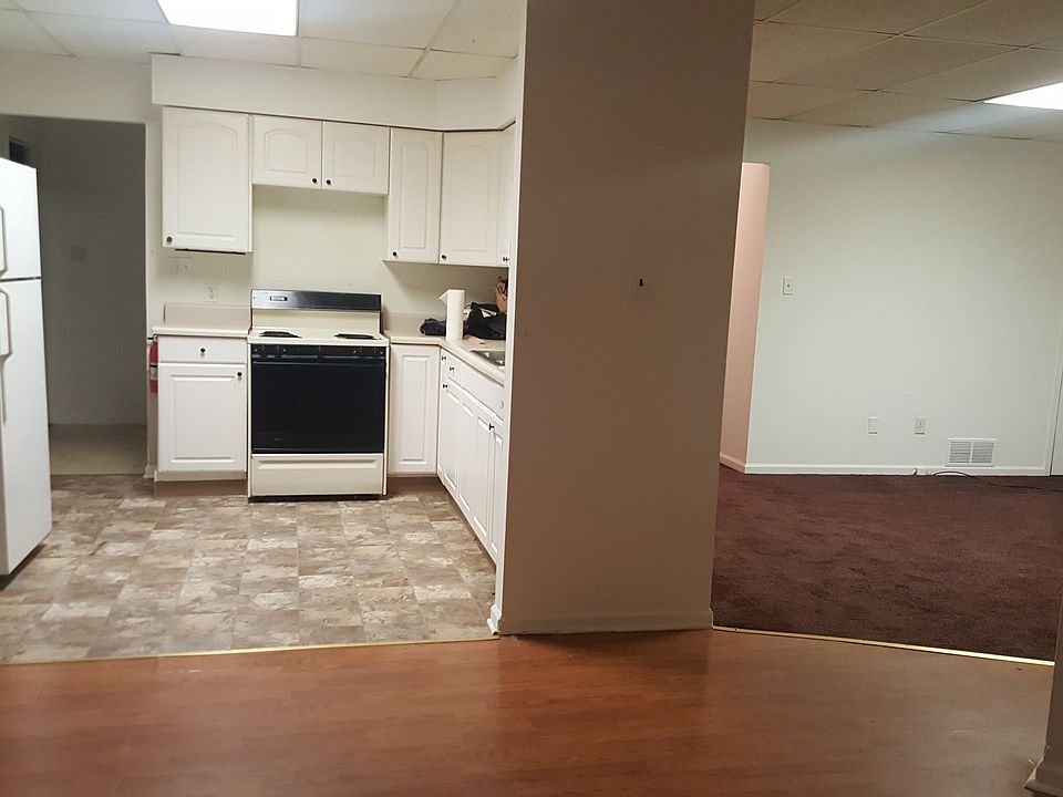 2nd image of 207 Red Bank Ave
