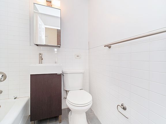 4th image of 319 E 95th St APT 13