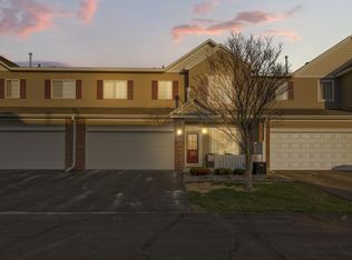 1913 Sandcherry Ct NW, Rochester, MN 55901