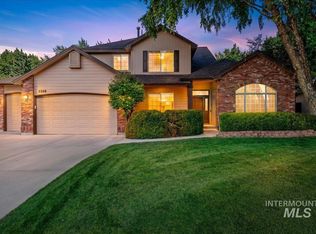 2328 E Faunhill Dr, Eagle, ID 83616