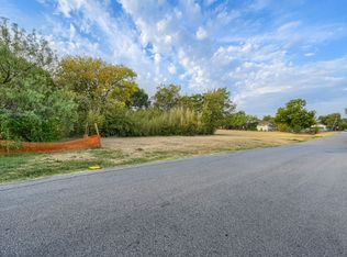 5218 Fitchburg St, Dallas, TX 75212