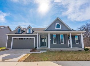 1202 Twisted Branch Way, Sun Prairie, WI 53590